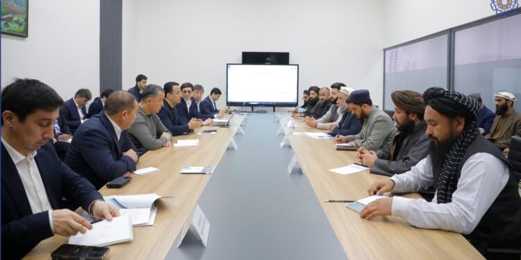 اۉزبېکستان و طالبان رسمی‌لری آره‌سیده سوداگرلیک ییغین اۉتکزیلدی