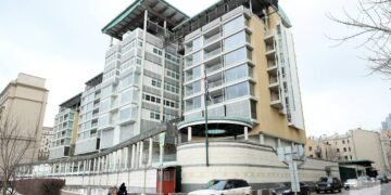 روسیه‌ده بریتانیالیک ایکی دیپلومات جاسوس‌لیکده عیب‌لندی