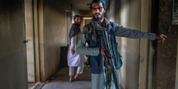 طالبان هییت مناسبتی بیلن ۲ مینگ‌‌دن آرتیق محبوس آزاد اېتیلگنیدن خبر بېردی