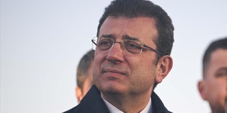 تورکیه‎‌ده استانبول بلدیه‎‌ باشلیغی حبسگه آلینیشی قرار قیلیندی