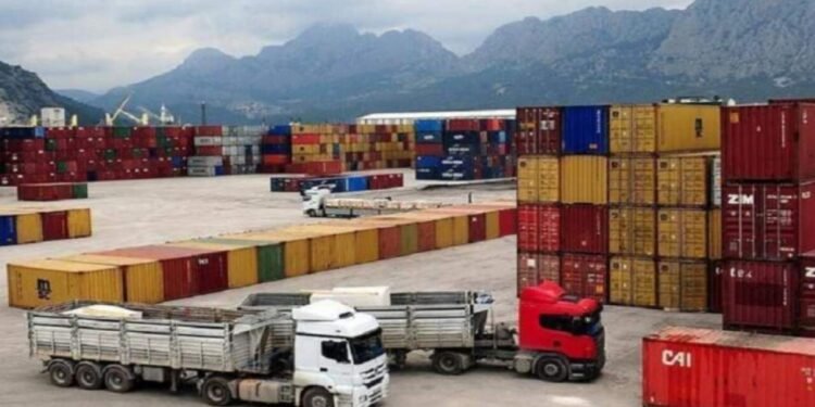 اۉتگن ییل افغانستان و هندوستان صادرات رقمی ۸۹۰ میلیون دالرنی تولدیرگن