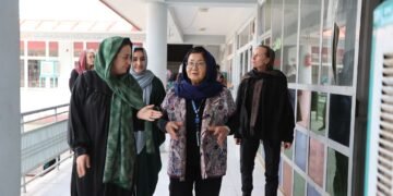 رزا اوتنبایوا فاریاب‌گه سفر قیلیب تدبیرکار عیاللر بیلن اوچره‌شدی