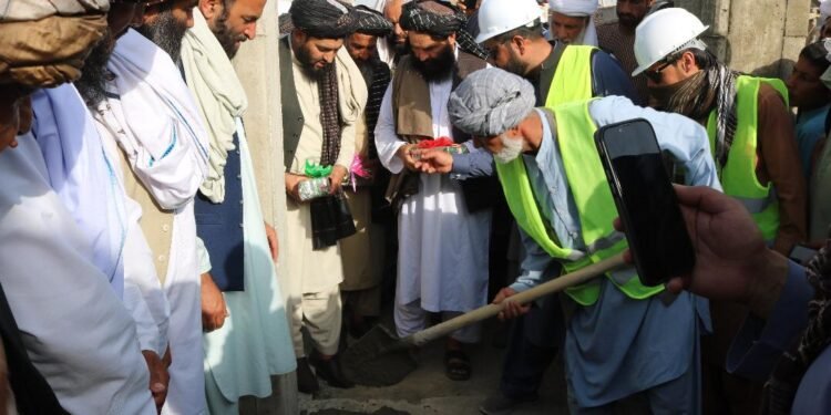 غورماچ اولسواللیگیده ۵۰۰ مینگ دالر ارزش‌گه ساغلیق مرکزی قوریله‌دی