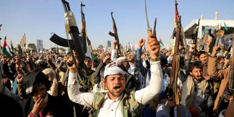 امریکا یمن حوثی‌لریگه قرشی هجوم اۉیوشتیردی