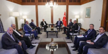 تورکیه تشقی ایشلر وزیری حماس گروهی ییریک اعضالری بیلن اوچره‌شدی