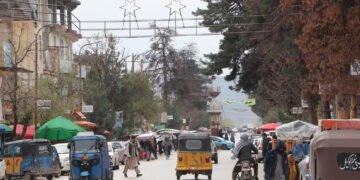 فاریاب‌ده یوز بېرگن ترافیکی حادثه عاقبتیده ۱۴ یاشر بیر باله جان بېردی