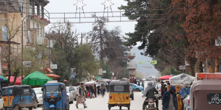 فاریاب‌ده یوز بېرگن ترافیکی حادثه عاقبتیده ۱۴ یاشر بیر باله جان بېردی