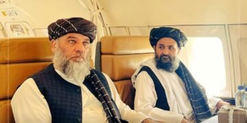 طالبان تامانیدن یوقاری مرتبه‌لی بیر هیات روسیه‌گه سفر قیله‌دی