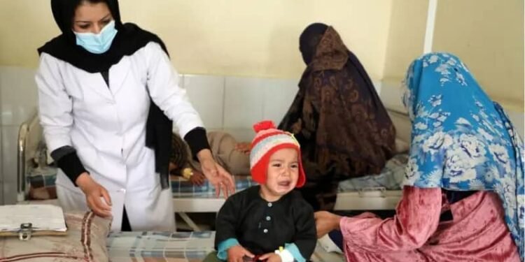 افغانستانده ۳۵۷ کیشی قیزهمیق کسللیگی سبب هلاک بۉلگن