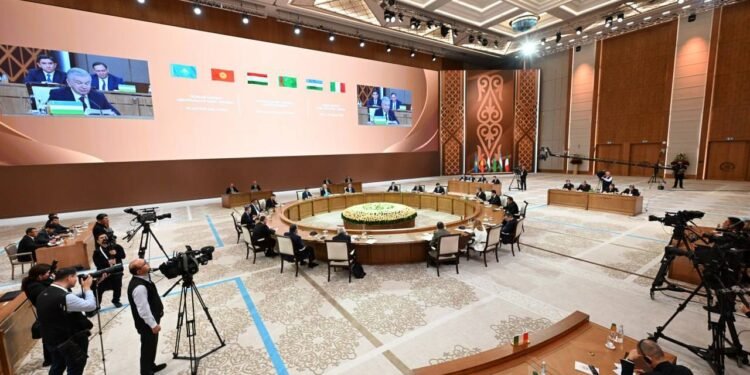 قزاقستان‌ده «اۉرته آسیا – ایتالیا ییغینی» اۉتکزیلدی