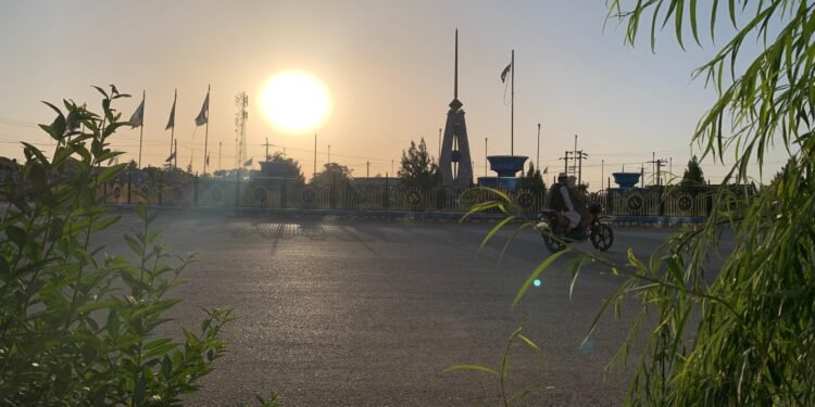 سرپل کۉچه‌لریده سېزیلیب تورگن تاریخی جفا