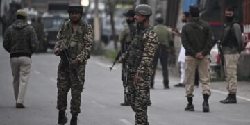 پاکستان و هندوستان آره‌سیده‌گی تۉقنه‌شوولر دوام اېتماقده