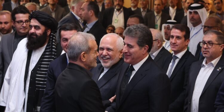 تهرانده اۉنلرچه مملکت وکیللری اشتراکیده بیر ییغین باشلندی