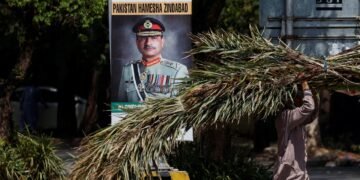 پاکستان حکومتی جنرال عاصم منیرگه مارشال‌لیک عنوان‎‌نی بېردی