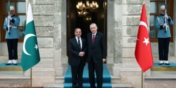 تورکیه و پاکستان دولت رهبرلری اوچره‌شدی