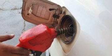 قرغیزستان ایکی آی‌ده افغانستان‌گه ۱۱.۵ میلیون دالر ارزش‌گه تیل ساتگن