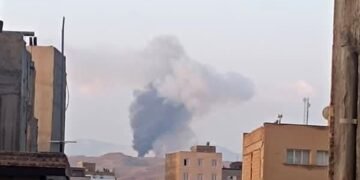 اسراییل نینگ ایران‌گه قرشی هجوملری منطقه‌ده اوروش خواطرینی کۉپه‌یتیردی