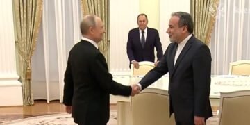 پوتین امریکا و اسراییل نینگ ایران‌گه قرشی هجوملرینی قاره‌لدی