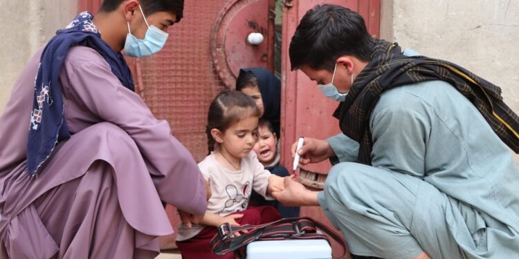 بوگون افغانستان‌ده پولیوگه قرشی ایم‌لنیش کمپاینی باشلنه‌دی