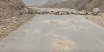 خاش تومنی‎‌ده طالبان کوچلری هجوم کېلتیریب برچه اهالینی باسیم آستیده قالگن