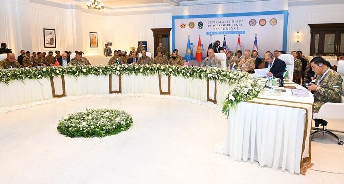 امریکا و افغانستان قوشنیلری پاکستانده خوفسیزلیک مسالهلری خصوصیده ییغین اۉتکزدی