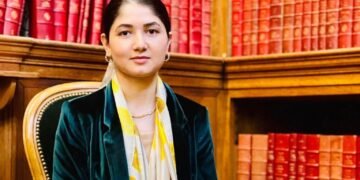 اۉزبېک عیال سیاره رحمانی فرانسه مهاجرلر پارلمانی‌گه یۉل تاپدی