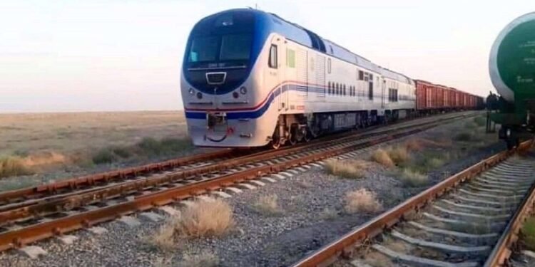 طالبان اۉتگن ایکی هفته دوامی‌ده ۱۶۴ مینگ متریک تُن‌دن کۉپراق سوداگرلیک توار تیمیر یۉللر آرقه‌لی تاشیلگن