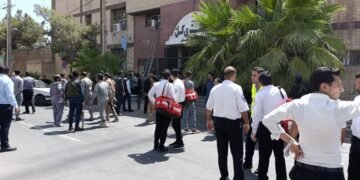 ایران‌ده حربی هجوم نتیجه‌سیده کمیده ۳۰ کیشی اۉلیب و یره‌لنگنی خبر قیلیندی