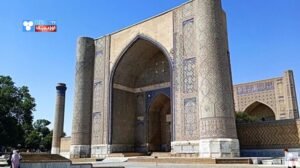 بی‌بی خانم مسجدی؛ تیموربابا فرمانی بیلن قوریلگن ییریک آبده