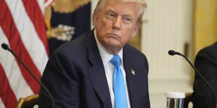 دونالد ترامپ ایشانچی؛ امریکا افغانستان‌لیک همکارلرینی حمایه قیله‌دی