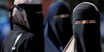 قزاقستان‎‌ده عیاللر جماعت‎‌ آلدیده یوزینی یاپیشی تقیق‌لندی