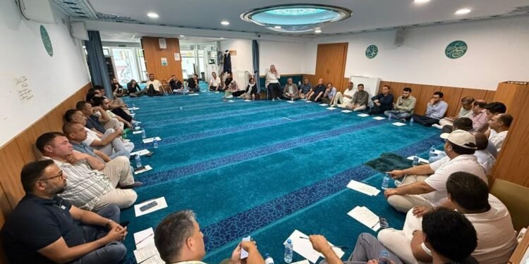 آلمان‌ده افغانستان‌لیکلر مجلسی؛ اۉزبېک و تورکمن‌لرنینگ ینگی اویوشمه‌سی ایجاد اېتیله‌دی