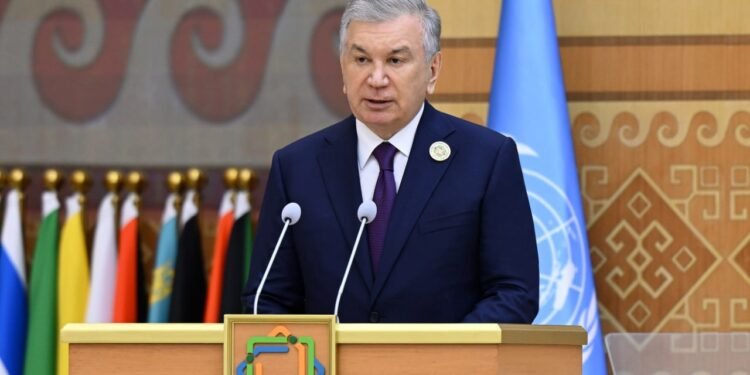 اۉزبېکستان جمهور باشلیغی افغانستان آرقه‌لی بۉلگن تیمیر-یۉل لایحه‌سی عملگه آشیریلیشینی تاکیدلدی