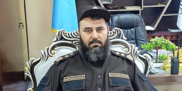 طالبان فاریاب‌ده‌گی حربی‌لریگه رسمی یونیفورم‌دن فایده‌لنیش‌لرینی بویروغ بېردی