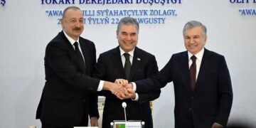 تورکی دولتلرنینگ دوستانه مناسبتی؛ اۉزبېکستان، آذربایجان و تورکمنستان آره‌سیده مهم شرطنامه‌لر امضالندی