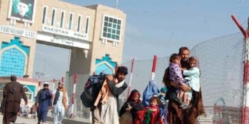 پاکستان‌ پولیس کوچلری بو مملکتده‌گی مهاجرلرگه قالیش وقتلری یکونلنگنیدن آگاه‌لنتیردی