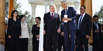 تاشکینت‌ده ینگی موزیم بناسی؛ میرضیایف: بو موزیم تاریخ‌میزنی دنیاگه تانیشتیره‌دی