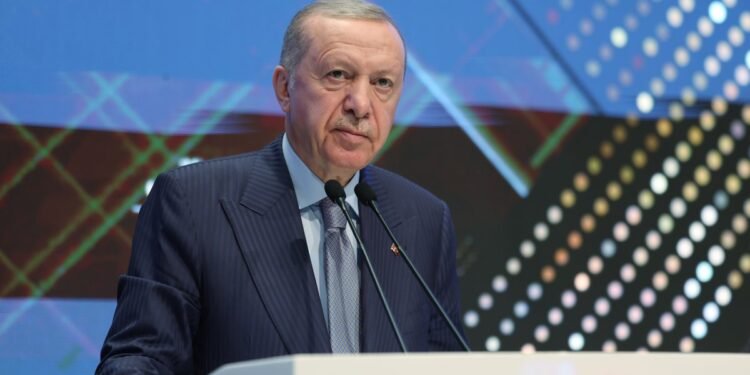 ترامپ و پوتین مذاکره‌سی؛ اردوغان تینچ‌لیک اوچون همکارلیک قیلیش‌ده تیارلیک اعلام قیلدی