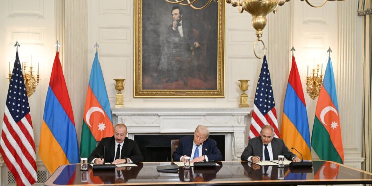 آذربایجان و ارمنستان تارتیشوولر یکونی و دولتلر ارا مناسبتلرگه تاکید قیلدی