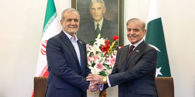 اسلامآبادگه پزشکیان سفری؛ ایکی تامانلمه همکارلیکلر کوچهیشی مقصدیده ۱۲ شرطنامه امضالندی