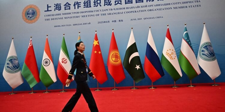 چین‌نینگ تیانجین شهری شانگهای همکارلیکلر تشکیلاتی تاریخیده‌گی ییریک ییغین‌دن میزبان‌لیک قیله‌دی