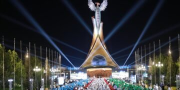 اۉزبېکستان‌ده گینس رکوردی؛ بو مملکت‌ده یوزلرچه کیچیک روبات ایش‌گه توشیریلدی