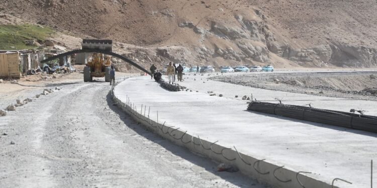 طالبان جنوبی سالنگ قوریلیش ایشلری ۵۵ فایز ایلگری کېتگنیدن خبر بېردی