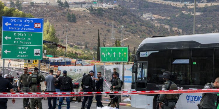 قدس‌ده یوز بېرگن آتیشمه‌لر نتیجه‎‌سیده ۲۰ کیشی اۉلیب و یره‌لندی