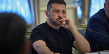 ولادیمیر زیلینسکی مسکوده پوتین بیلن اوچره‌شیشگه تیار بۉلمه‌دی