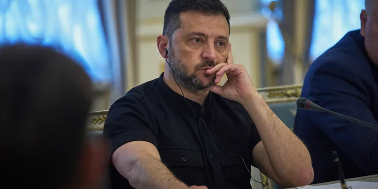 ولادیمیر زیلینسکی مسکوده پوتین بیلن اوچرهشیشگه تیار بۉلمهدی