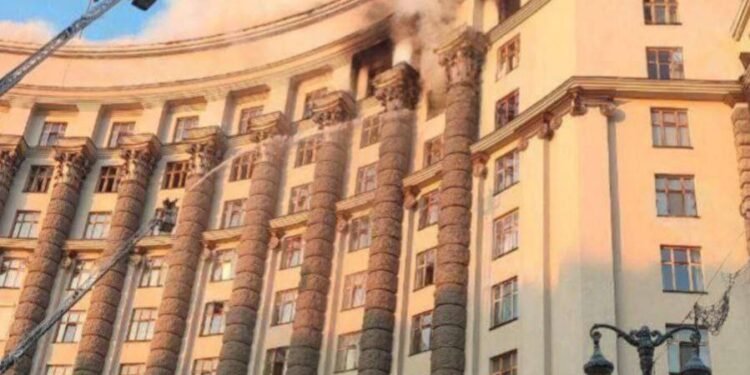 روسیه و اوکراین اوروشی؛ اوکراین آذربایجان‌نینگ میگ‌-۲۹ اوچاق‌لریدن فایده‌لنگنی ادعا اېتیلماقده