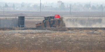 تورکیه مدافعه وزیرلیگی سوریه‌ده بو مملکت حربی امکانیت‌لر اسراییل هجومی‌گه دوچ کېلگنینی رد قیلدی