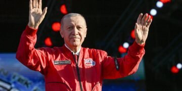 اردوغان و نتنیاهو تارتیشووی؛ اردوغان: اجدادلریمیز امانتی قُدس‌دن قۉل تارتمه‌یمیز