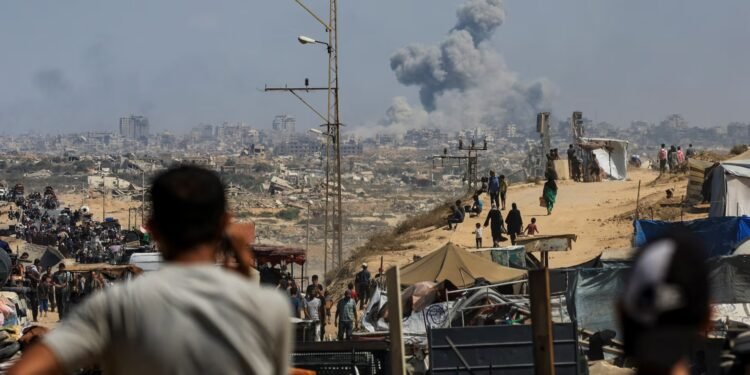 یقین شرق تارتیشوولری یکونلنیشی مقصدیده ترامپ بیر ریجه تیارله‌گن